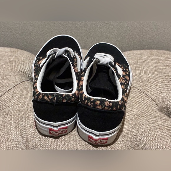 VANS Old Skool “Rose Dreams” Floral Sneakers Women’s 6.5 🌹 Suede Skate Shoes - Picture 5 of 8